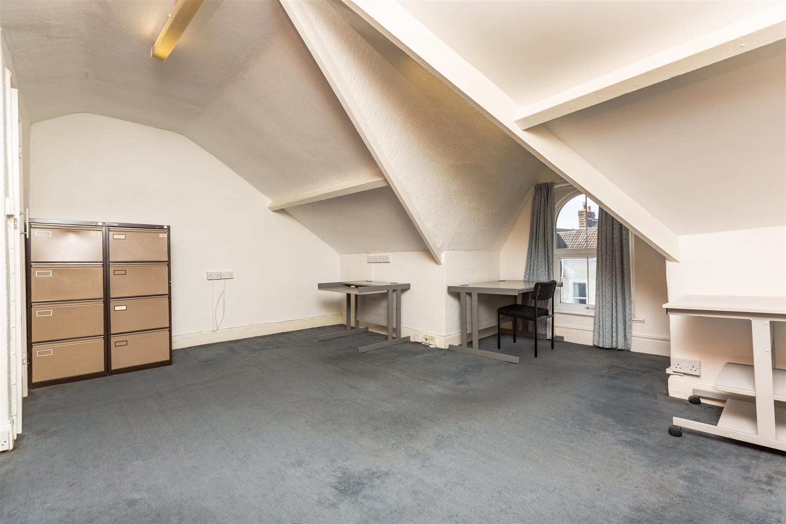 Finsbury Terrace, Brymnill, Swansea, SA2 0AH